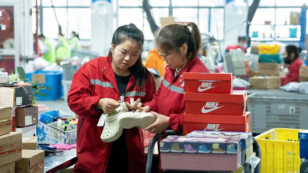 456dde73-d8a2-43e7-8a18-4b24bae08241